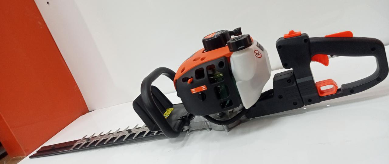 Daewoo Hedge Trimmer 2 Stroke 22.5 CC