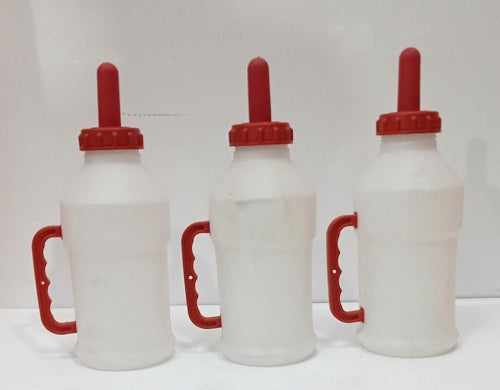 Milk Feeder For Calf 2.5 LTR