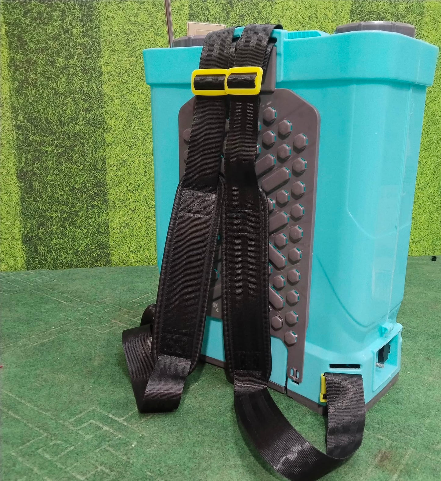 Battery Sprayer 20 LTR Double Pump Brand Name Black Tiger
