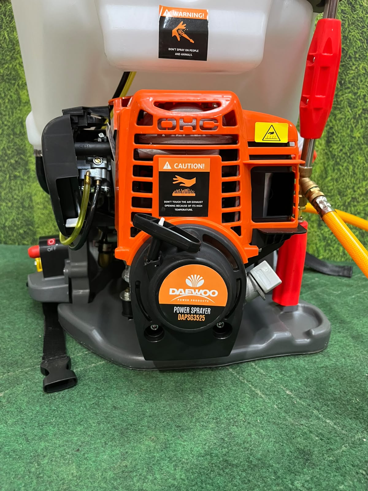 Daewoo Power Sprayer 25LTR (DSM3525) or Daewoo 4-Stroke Wali Spray Machine (ڈیوو فور اسٹروک سپرے مشین)