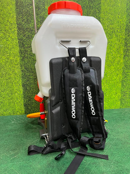 Daewoo Power Sprayer 25LTR (DSM3525) or Daewoo 4-Stroke Wali Spray Machine (ڈیوو فور اسٹروک سپرے مشین)
