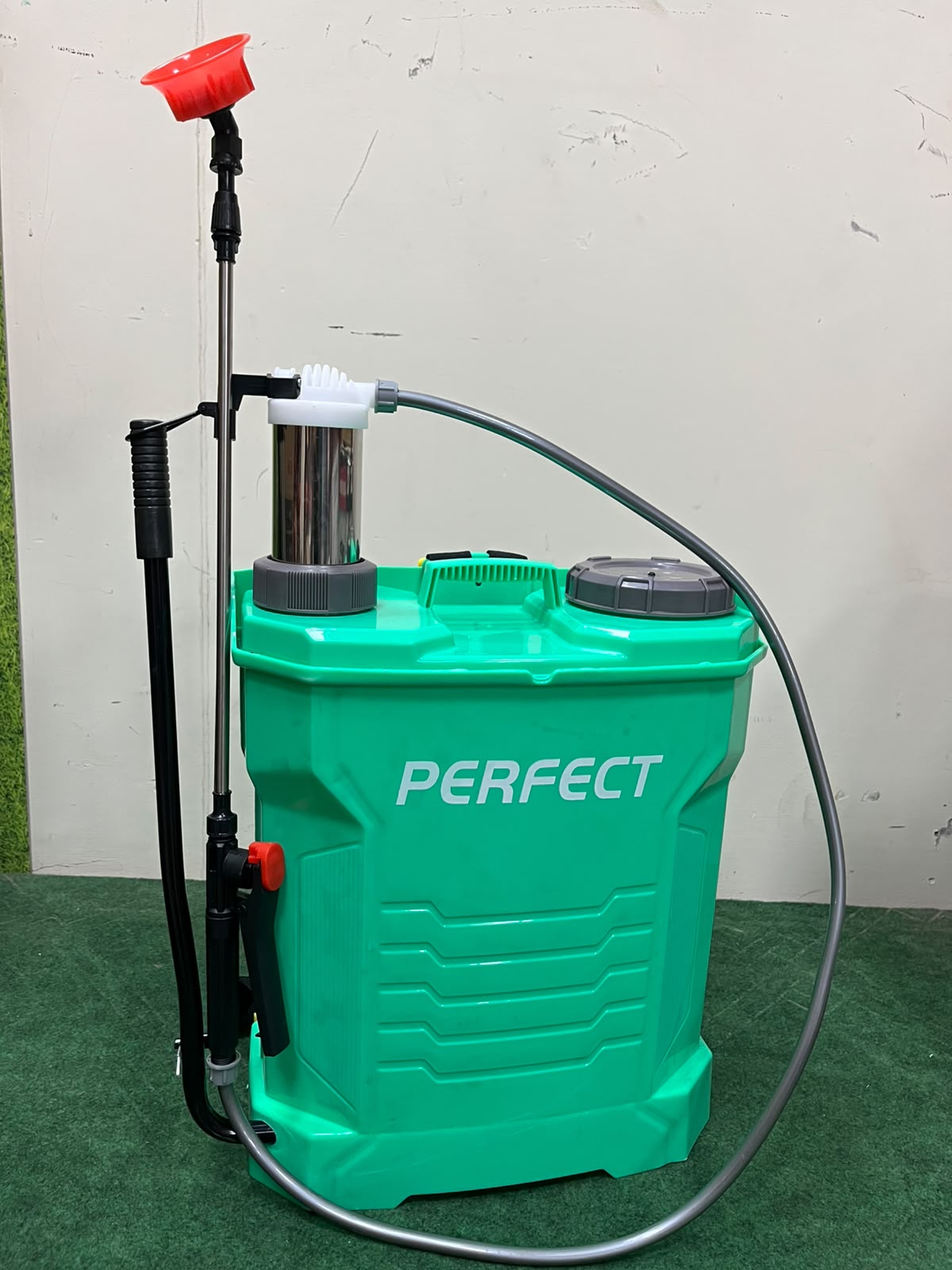 Manual Hand Sprayer 20 LTR Brand Name Perfect