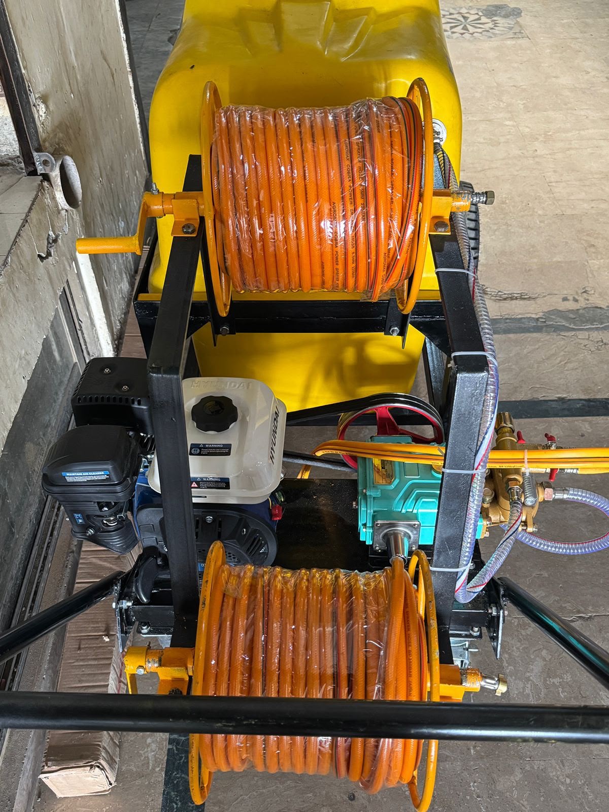 Trolley Power Sprayer 300 LTR With Engine and Pump
